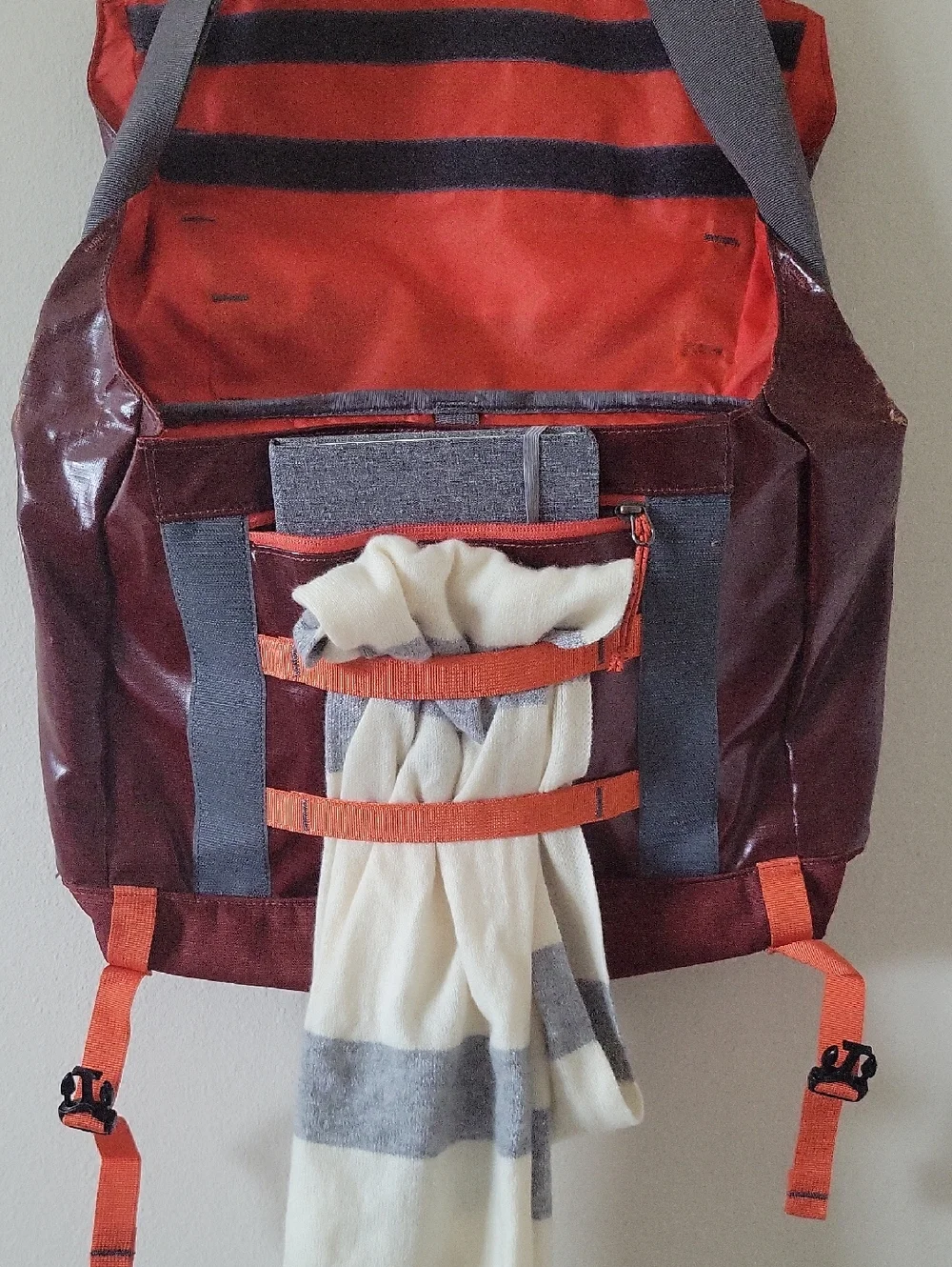Patagonia Black Hole Mini Messenger 12L Bag Burgundy Rust with Orange Accents